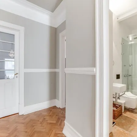 Apartment Hermitage By Cadenzalux *